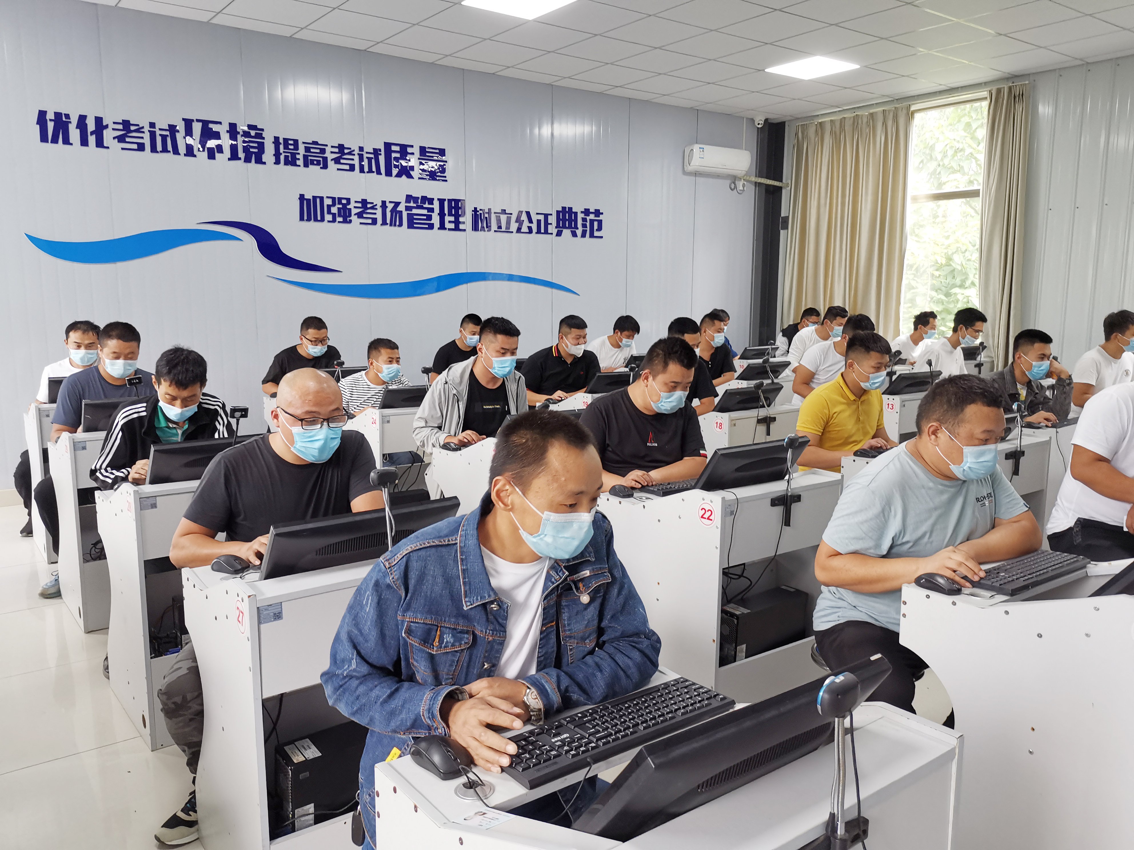 【濟寧大運河駕?！狂{照拿到手了，您是不是還缺個上崗證？(圖4)