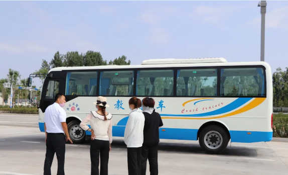 【濟寧大運河駕?！俊胺殴芊毙屡e措：小型汽車駕駛證申請年齡上限不再限制！(圖5)