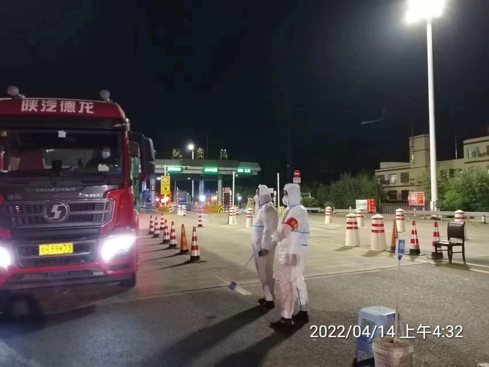 同心抗疫丨沖在最前線！大運河駕校防疫志愿者在行動！(圖7)