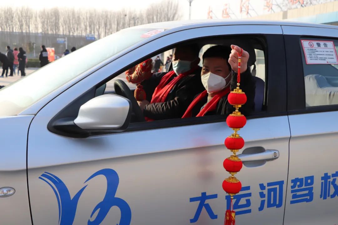 【濟寧大運河駕?！啃∧甑?| 濃濃年味起，祝您歲歲安(圖3)