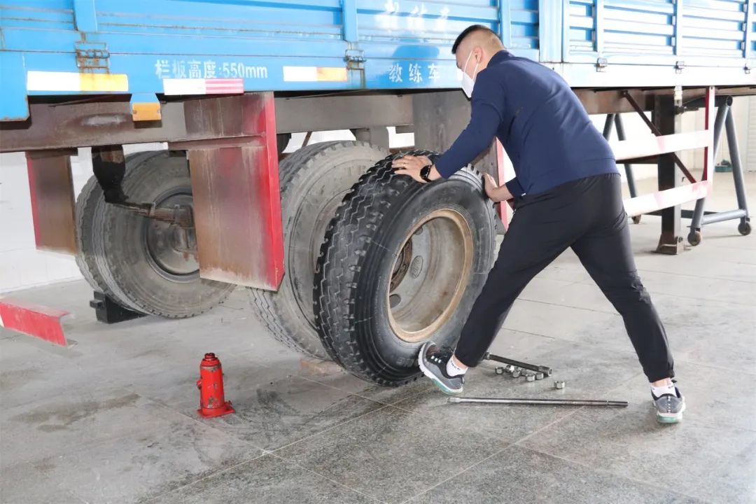 【濟寧大運河駕?！緾2駕駛證也可辦理出租車、網約車上崗證啦！(圖4)