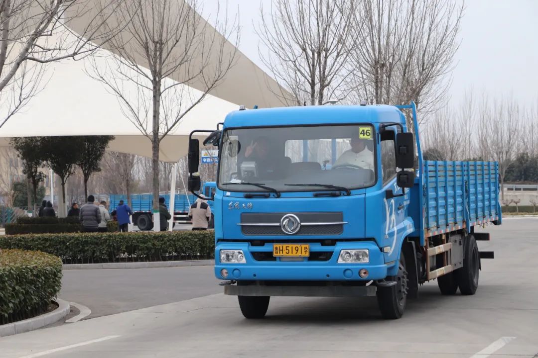 【濟寧大運河駕?！看筌嚒爸蓖ò唷比律?，設備車考試訓練！(圖2)